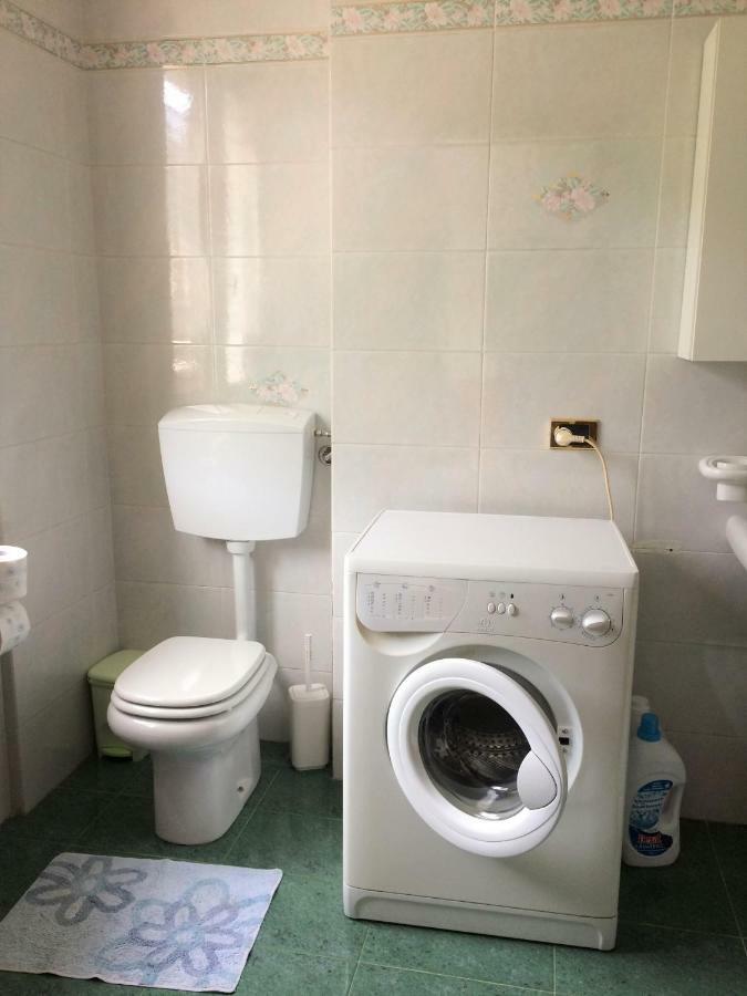 Acero Rosso Apartment San Colombano Ngoại thất bức ảnh